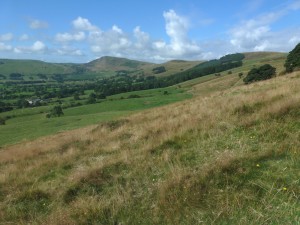 Picture of Mam Tor from flanks of Lose Hill